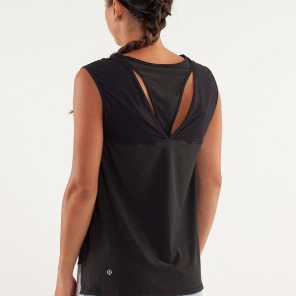 Lululemon Run: Light As Air Sleeveless Black Size 8 - Picture 3 of 7